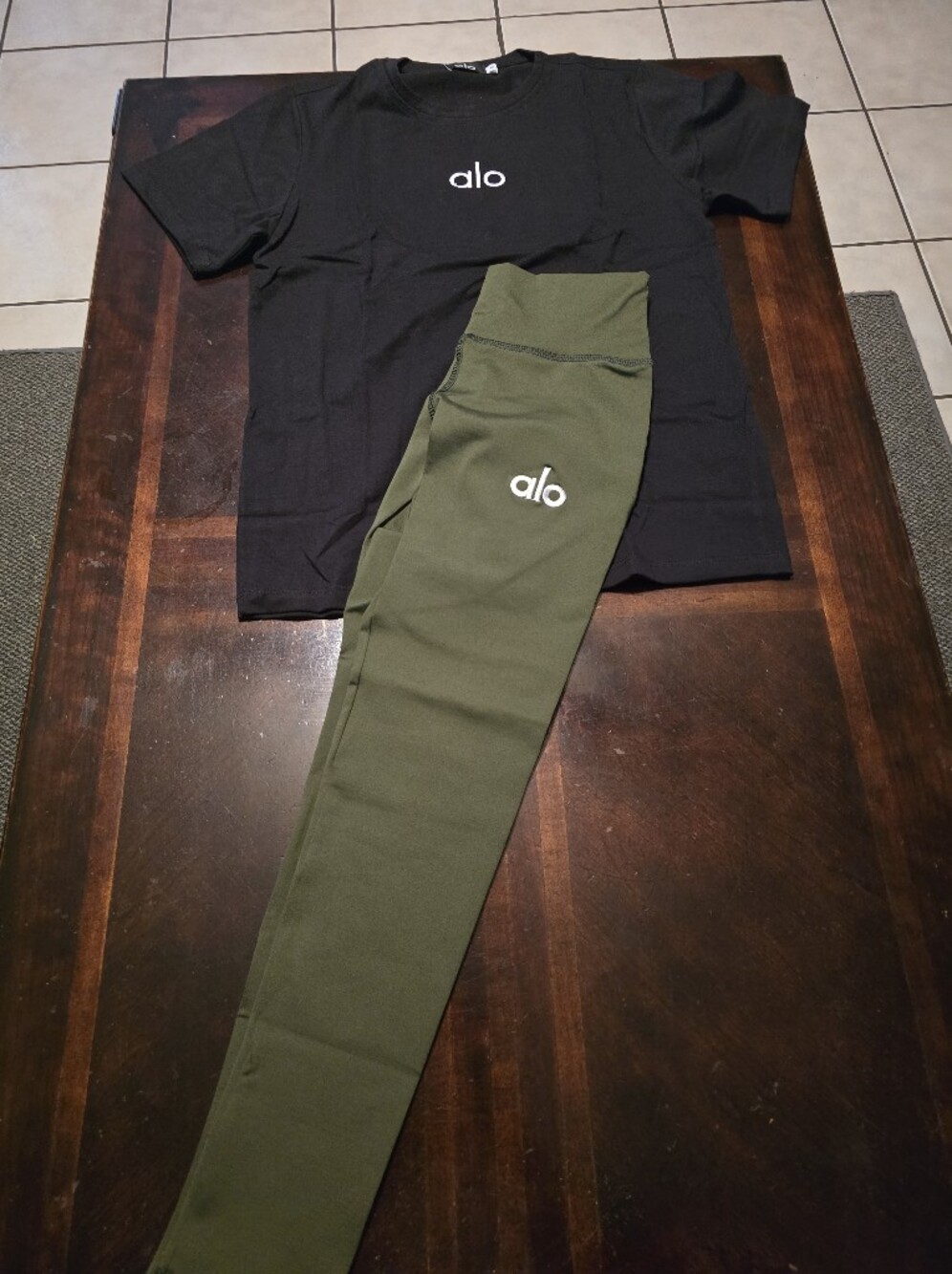 ALO Yoga Olive Green Leggings with Black Logo Tee